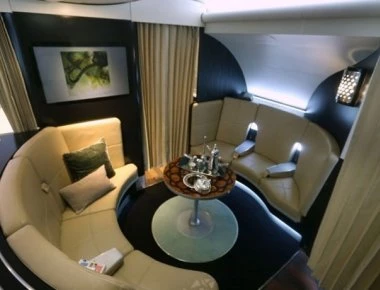 Πώς είναι να ταξιδεύεις στην πρώτη θέση από το Σίδνεϊ προς Άμπου Ντάμπι με ένα A380 (vid)